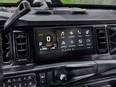 2026 Can-Am Defender MAX XT CAB HD11 with 10.25 in. touchscreen display - Photo 3