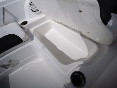 2018 Tahoe 1950 - Photo 19