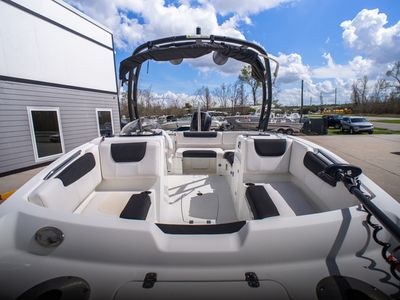 2018 Tahoe 1950 - Photo 29