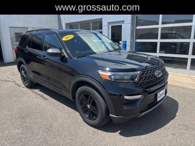2023 Ford Explorer — side profile view