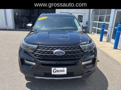 2023 Ford Explorer — rear three-quarter view