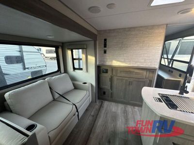 2026 Coachmen RV Catalina Legacy Edition - Photo 28