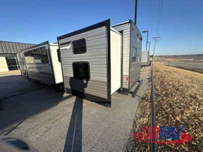 2026 Coachmen RV Catalina Legacy Edition - Photo 5