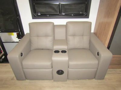 2026 Entegra ESTEEM XL - Photo 10