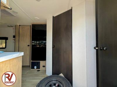 2027 Forest River RV Cherokee Grey Wolf — photo 7 view
