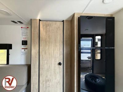 2027 Forest River RV Cherokee Grey Wolf — photo 13 view