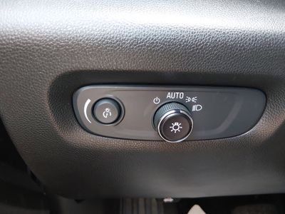 2023 Chevrolet Traverse — photo 13 view
