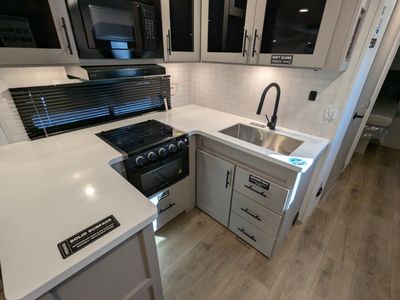 2026 Alliance RV Delta — photo 23 view