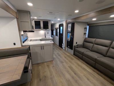 2026 Alliance RV Delta — photo 34 view