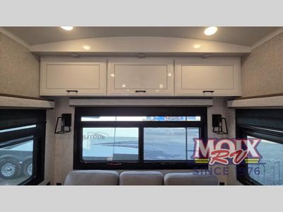 2024 Jayco Pinnacle - Photo 9