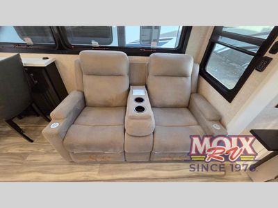 2024 Jayco Pinnacle - Photo 7