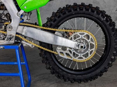 2024 Kawasaki KX450 - Photo 14