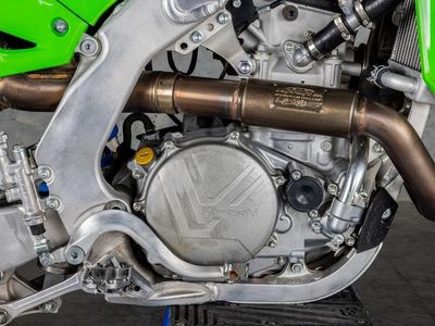 2024 Kawasaki KX450 - Photo 4