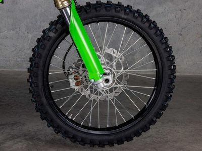 2024 Kawasaki KX450 - Photo 5