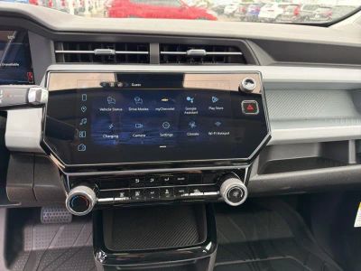 2027 Chevrolet Bolt - Photo 23