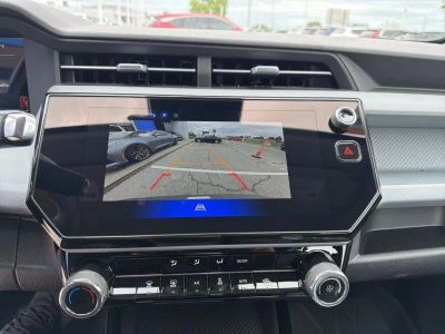 2027 Chevrolet Bolt - Photo 24