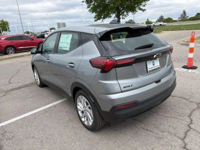 2027 Chevrolet Bolt - Photo 5