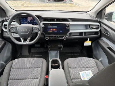 2027 Chevrolet Bolt - Photo 16