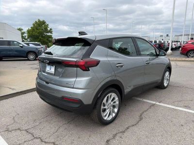 2027 Chevrolet Bolt - Photo 3