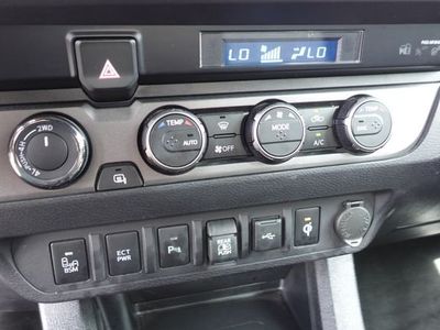 2023 Toyota Tacoma — photo 26 view