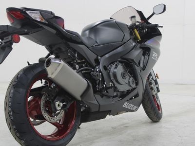 2026 Suzuki GSX-R750 — photo 7 view