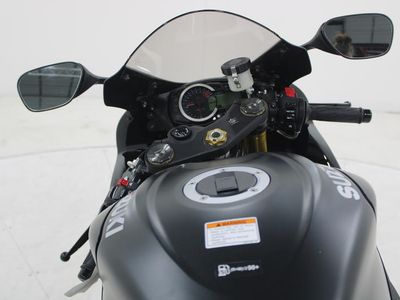 2026 Suzuki GSX-R750 — photo 12 view