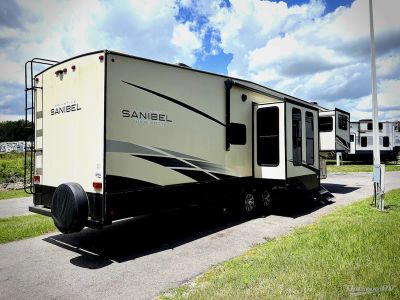 2022 Prime Time Sanibel — side profile view