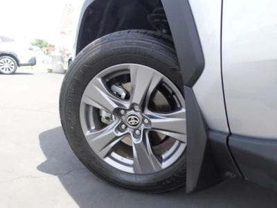 2024 Toyota RAV4 Hybrid - Photo 11