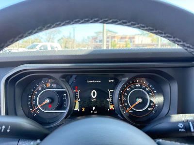 2026 Jeep Gladiator — photo 16 view