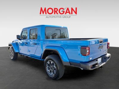 2026 Jeep Gladiator — detail view