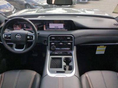 2026 Nissan Armada — photo 13 view