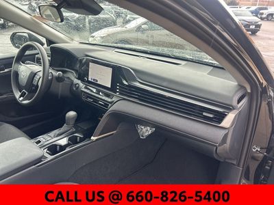 2026 Toyota Camry - Photo 6