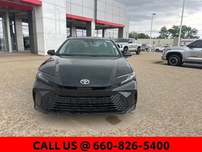 2026 Toyota Camry - Photo 3