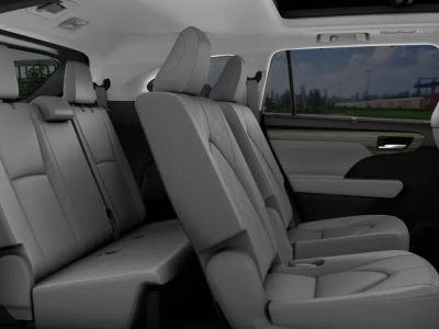 2026 Toyota Highlander Hybrid - Photo 21