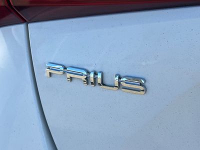 2022 Toyota Prius - Photo 7