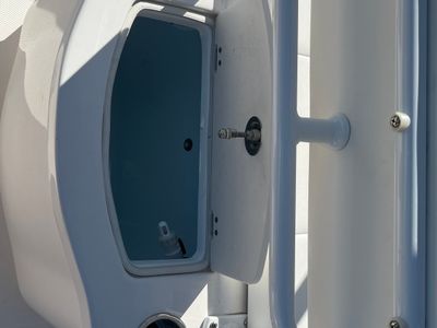2026 Robalo 222 CC - Photo 6