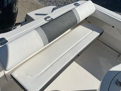 2026 Robalo 222 CC - Photo 14