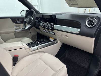2026 Mercedes-Benz GLB — photo 27 view