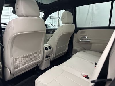 2026 Mercedes-Benz GLB — photo 17 view