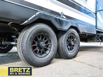 2026 Grand Design Momentum G-Class - Photo 8