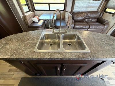 2016 Winnebago Industries Towables Ultralite - Photo 17