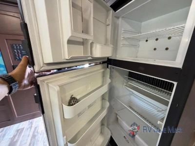 2016 Winnebago Industries Towables Ultralite - Photo 14