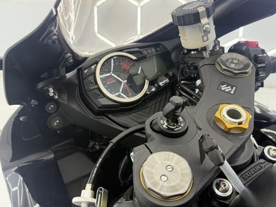 2026 Suzuki GSX-R750 - Photo 11