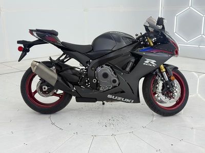2026 Suzuki GSX-R750 - Photo 1