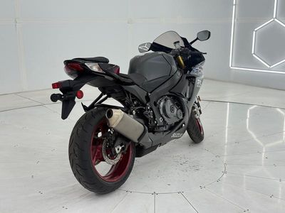 2026 Suzuki GSX-R750 - Photo 10