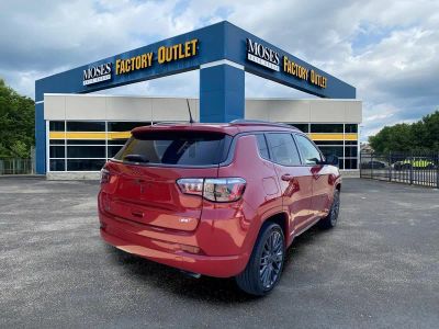 2022 Jeep Compass — detail view