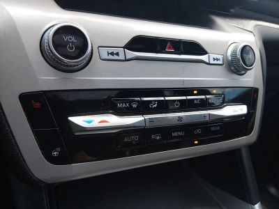 2023 Ford Explorer — photo 20 view