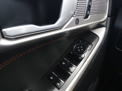 2023 Ford Explorer — photo 13 view