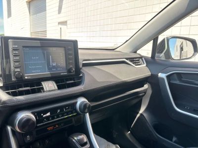 2020 Toyota RAV4 - Photo 14
