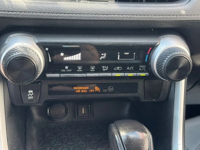 2020 Toyota RAV4 - Photo 12